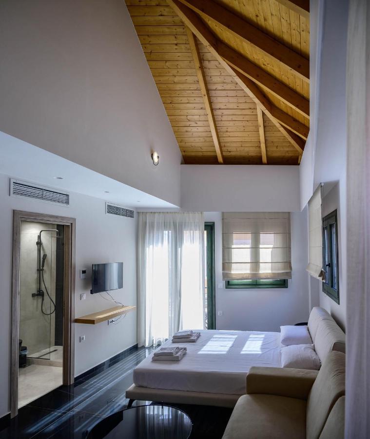 Luxury Suites By Panagiota Preveza Exterior photo