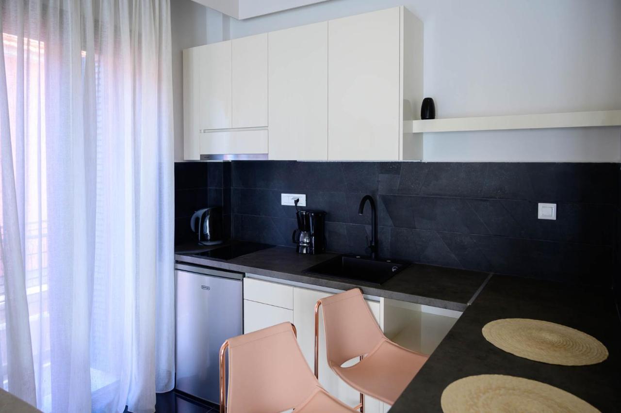 Luxury Suites By Panagiota Preveza Exterior photo