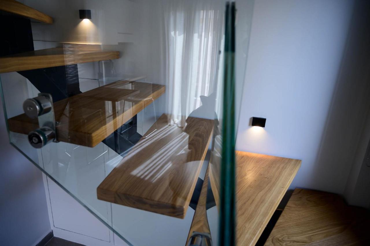 Luxury Suites By Panagiota Preveza Exterior photo